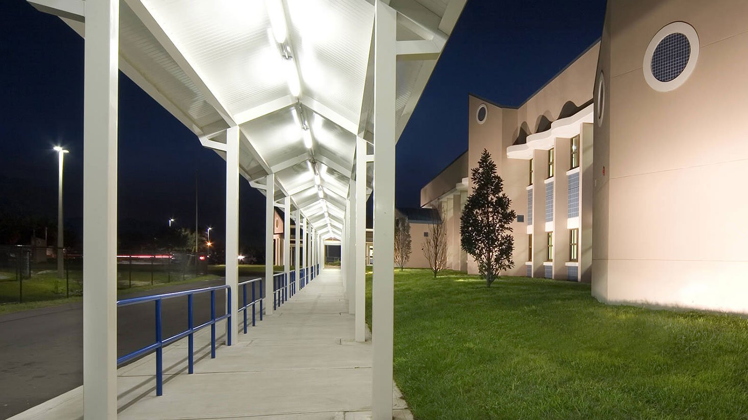 Walkway-Guide-to-light-bulbs-for-schools
